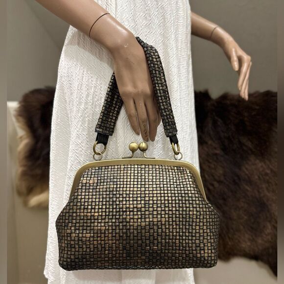 Vintage Style Distressed Woven Cowhide Handmade Kisslock Bag/Multi Use Style Bag - Picture 4 of 16